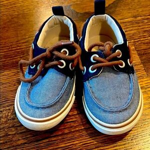 Old Navy Blue and Brown Baby Boat Shoes, worn 1x, size 5